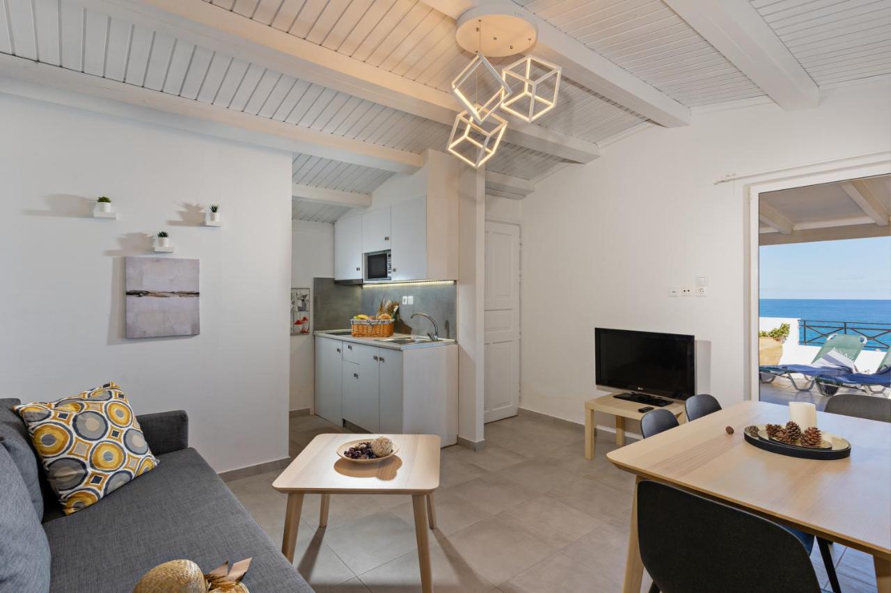 Castello Apartments ريثيمنو المظهر الخارجي الصورة