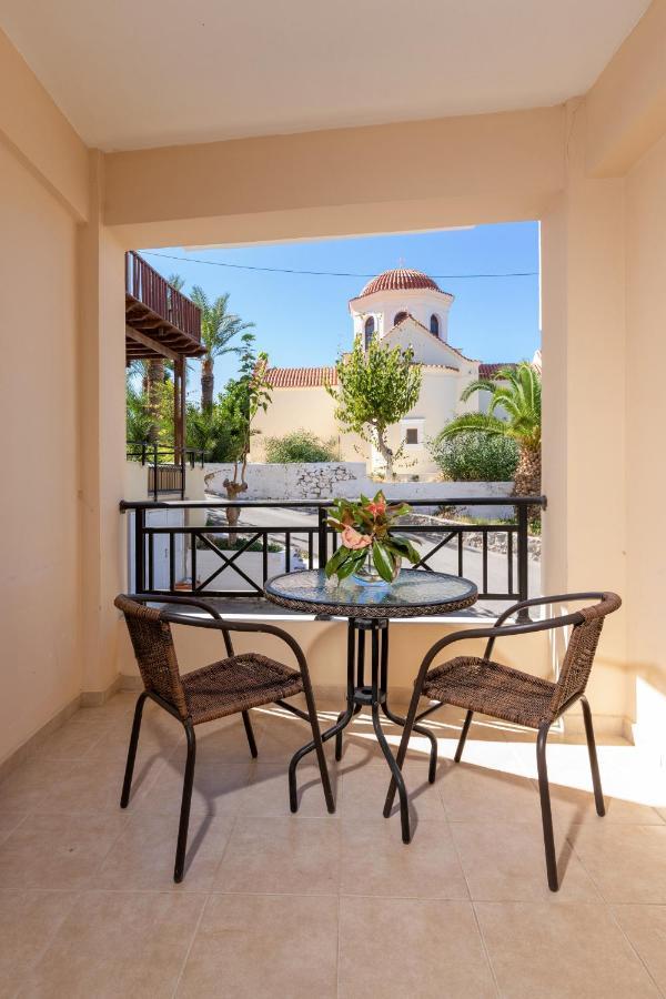 Castello Apartments ريثيمنو المظهر الخارجي الصورة