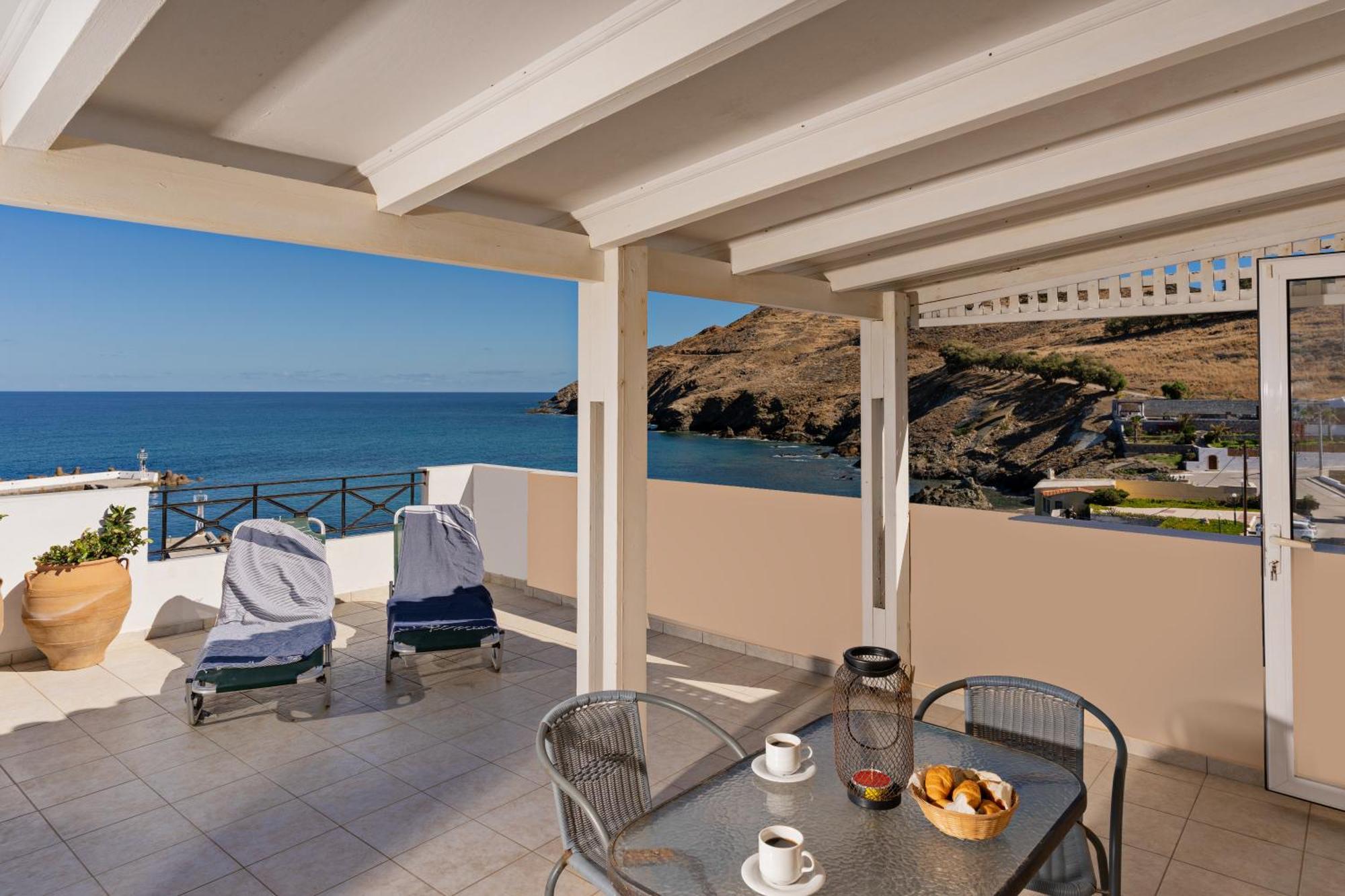 Castello Apartments ريثيمنو المظهر الخارجي الصورة