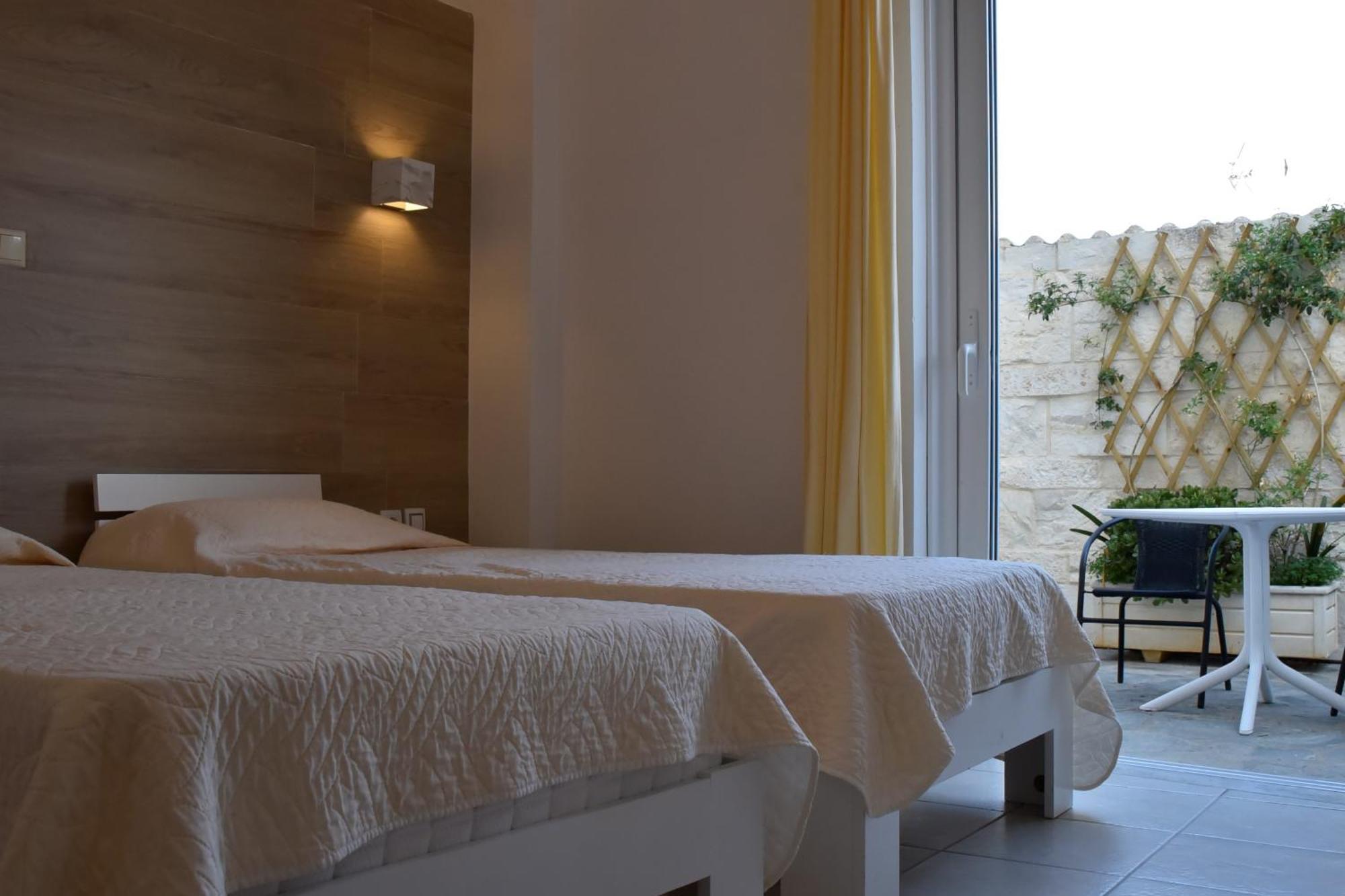 Castello Apartments ريثيمنو المظهر الخارجي الصورة