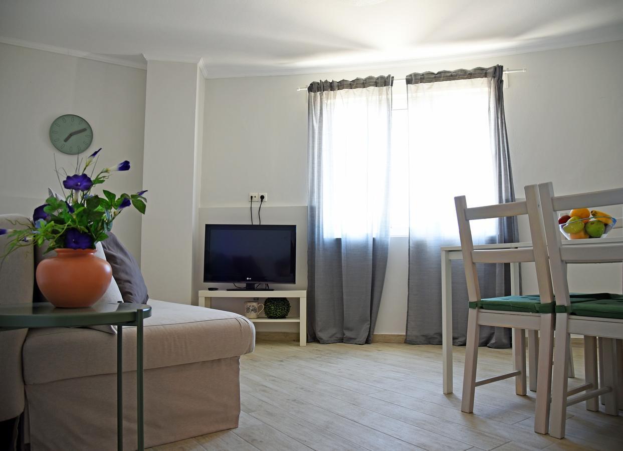 Castello Apartments ريثيمنو المظهر الخارجي الصورة